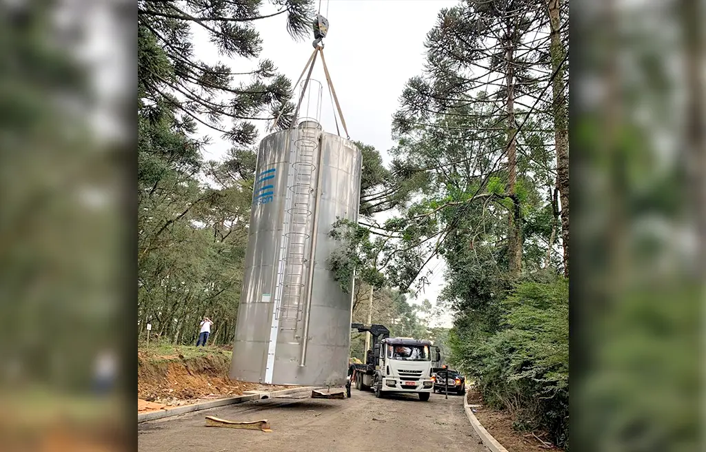 CORSAN INSTALA RESERVATÓRIO DE ÁGUA NO LOTEAMENTO EDGAR HAACK