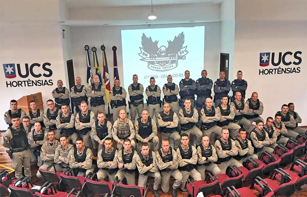 32 POLICIAIS MILITARES CONCLUEM ESTÁGIO DE FORÇA TÁTICA